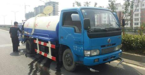 哈爾濱環(huán)衛(wèi)車市場(chǎng)分析 抽糞車與三輪灑水車價(jià)格概覽